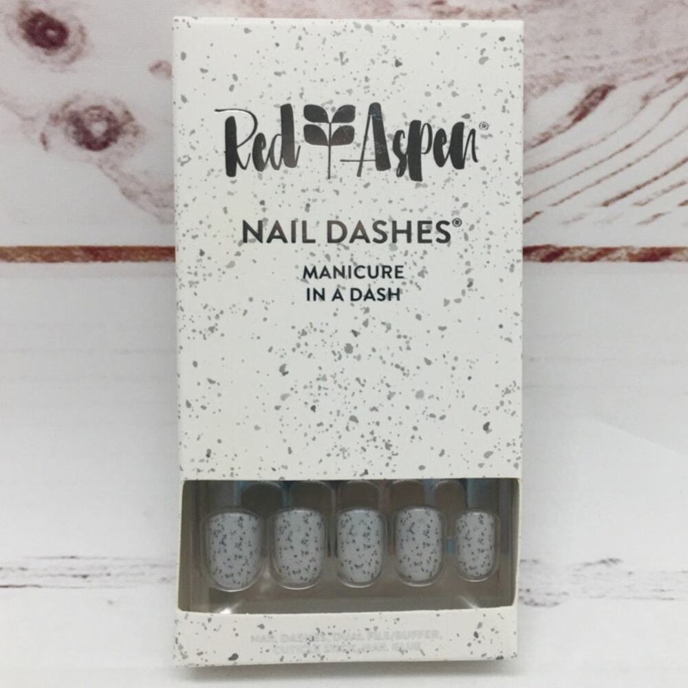 Red Aspen Nail Dashes Santorini Caldera Short Square New Retired #2444